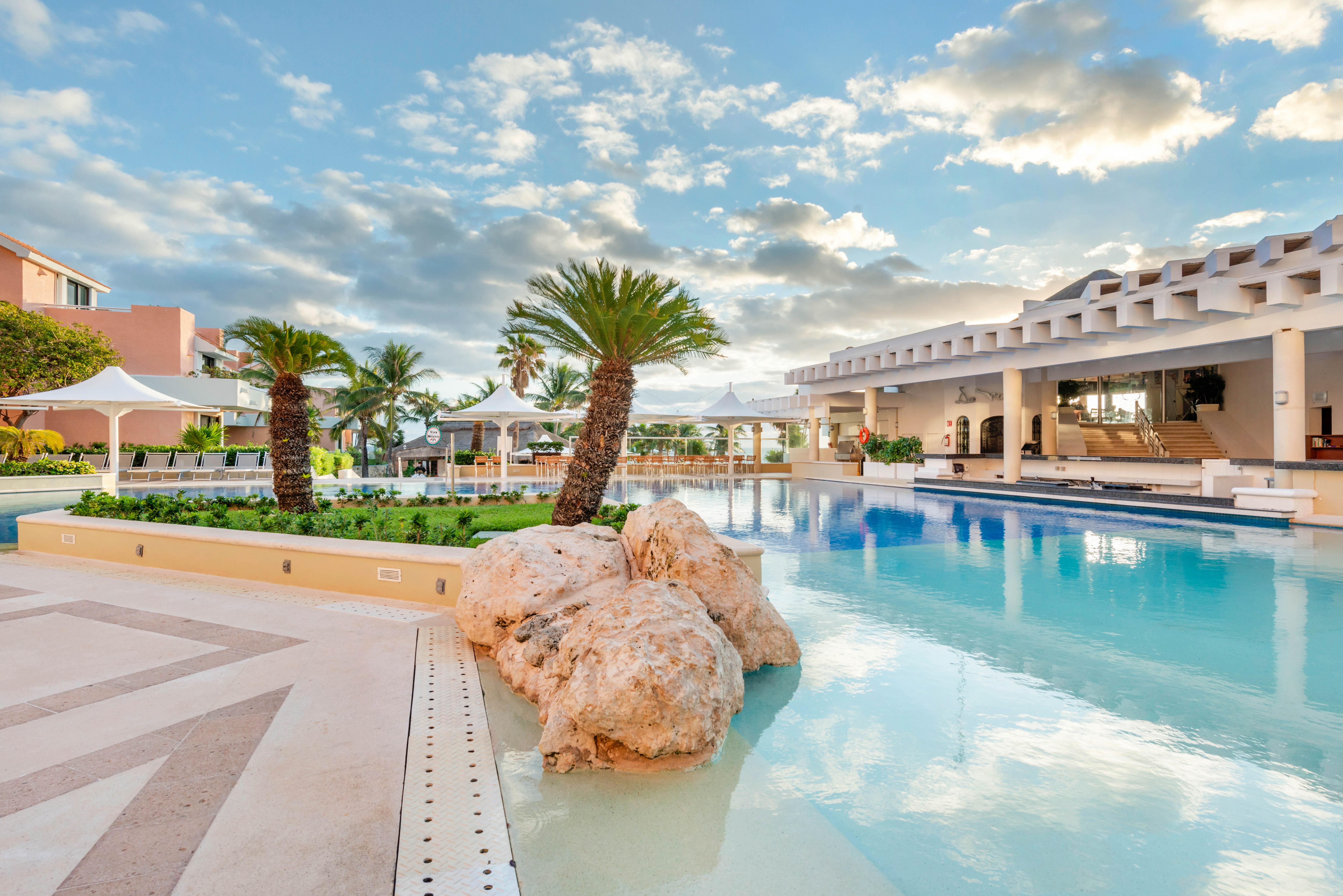 Wyndham Grand Cancun All Inclusive Resort & Villas Exteriör bild