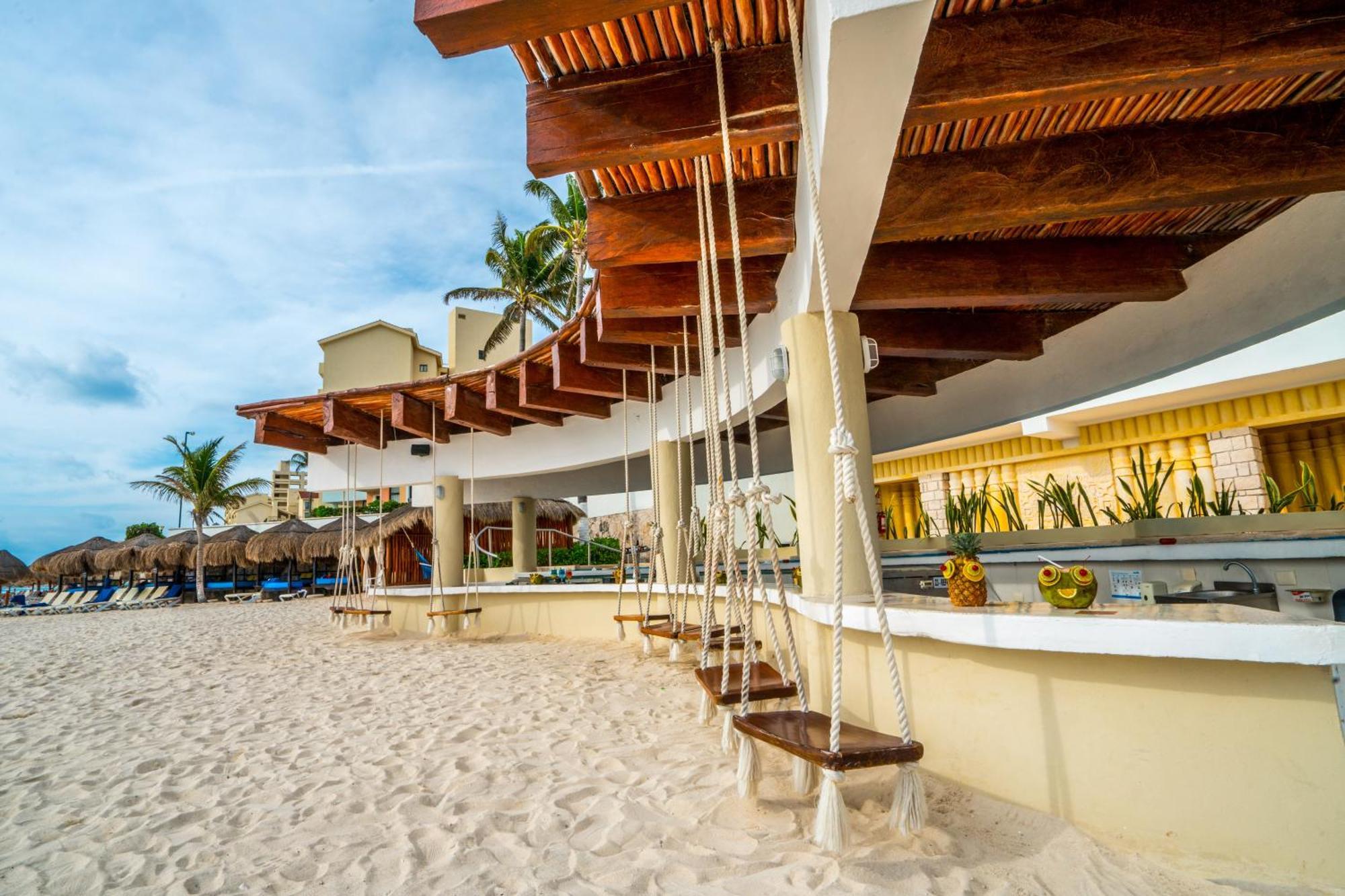Wyndham Grand Cancun All Inclusive Resort & Villas Exteriör bild